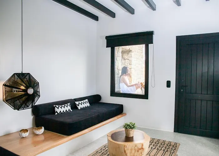 Nimbus Eden 4* Agrari (Mykonos)